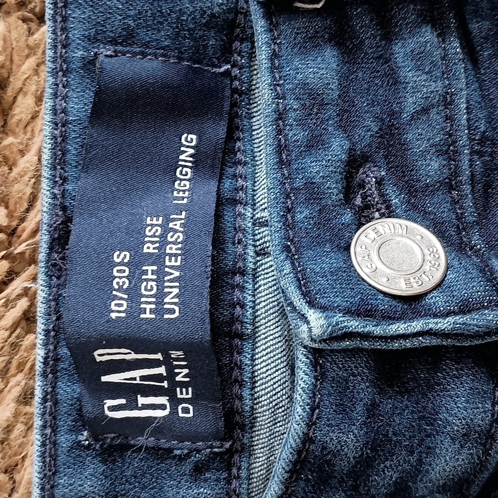 Gap High Rise Universal Legging Size 10/30s - Picture 4 of 5